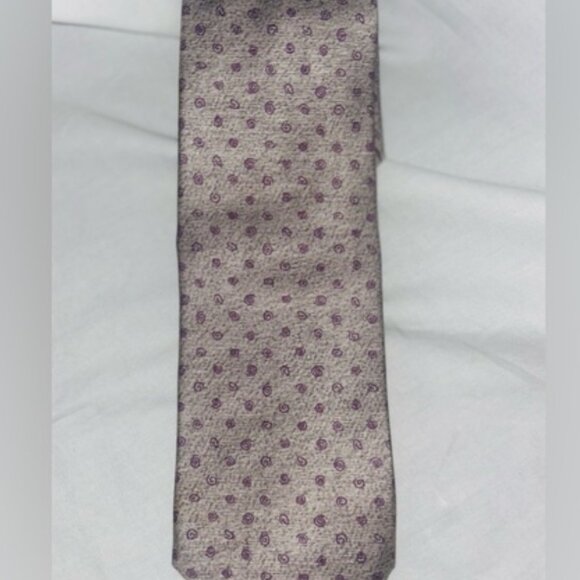 Bvlgari Men's Silk Tie - Picture 3 of 5